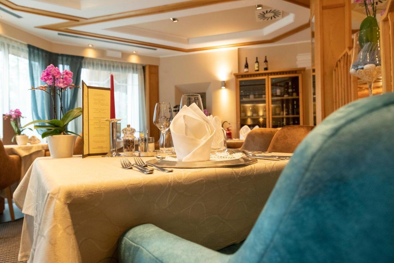 Hotel Burggraeflerhof Merano Esterno foto