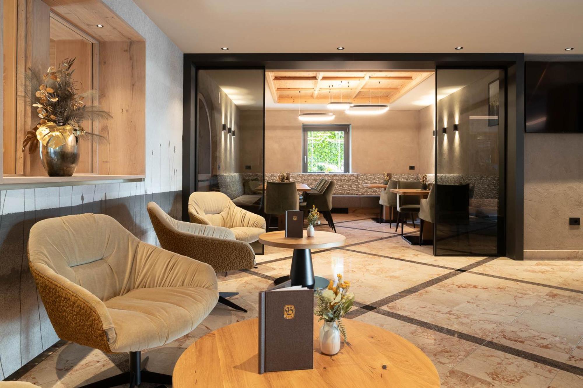 Hotel Burggraeflerhof Merano Esterno foto