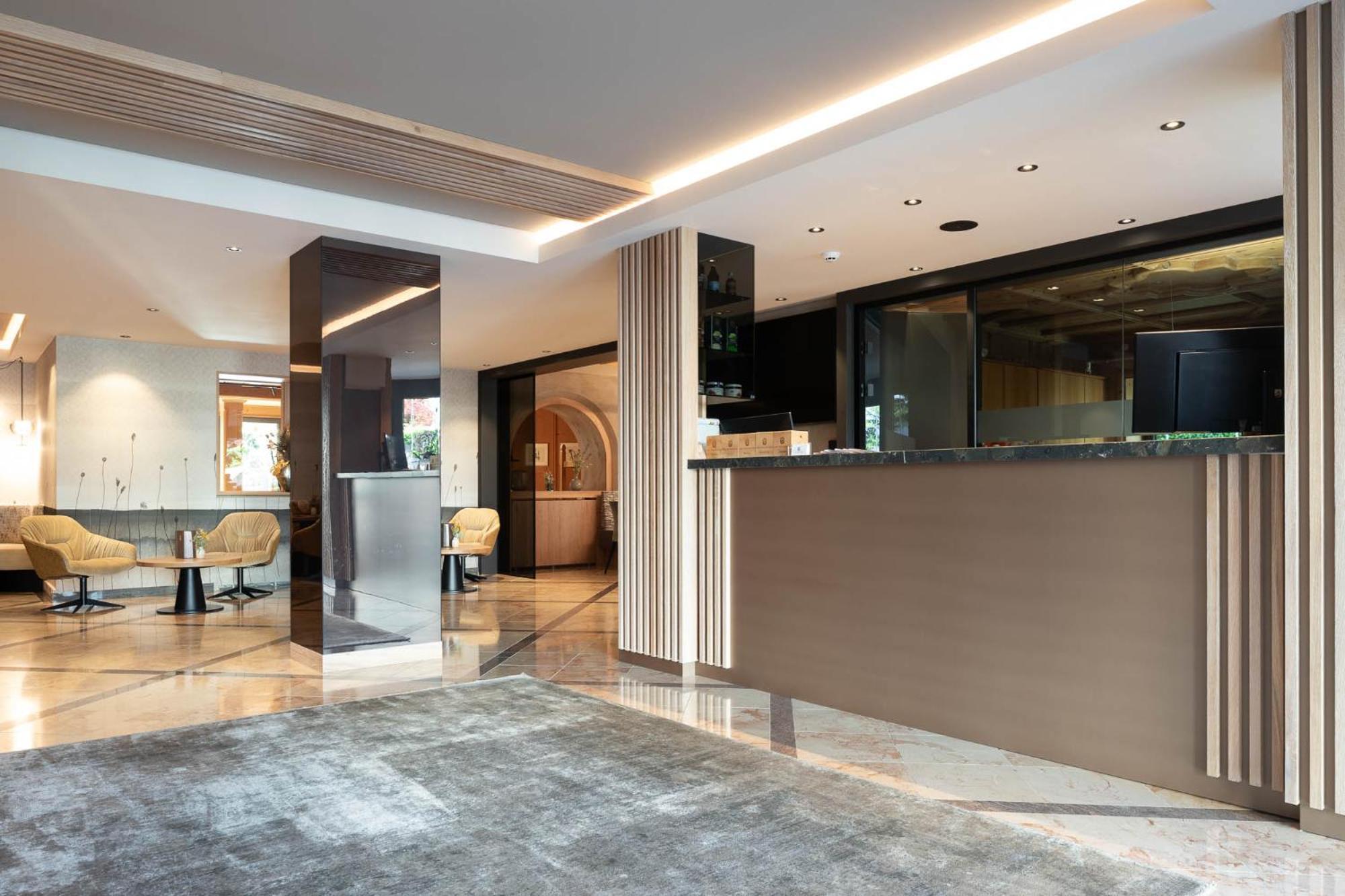 Hotel Burggraeflerhof Merano Esterno foto